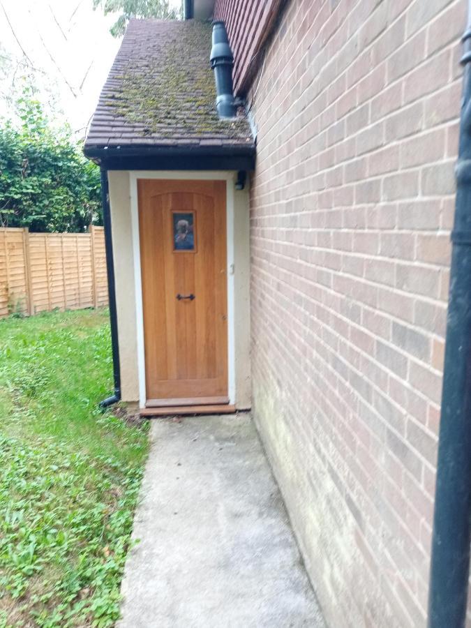 Oak End Lodge Sevenoaks Exterior foto